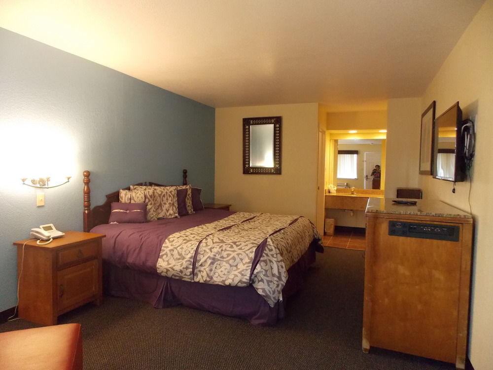 Econo Lodge Inn & Suites Downtown サンアントニオ エクステリア 写真