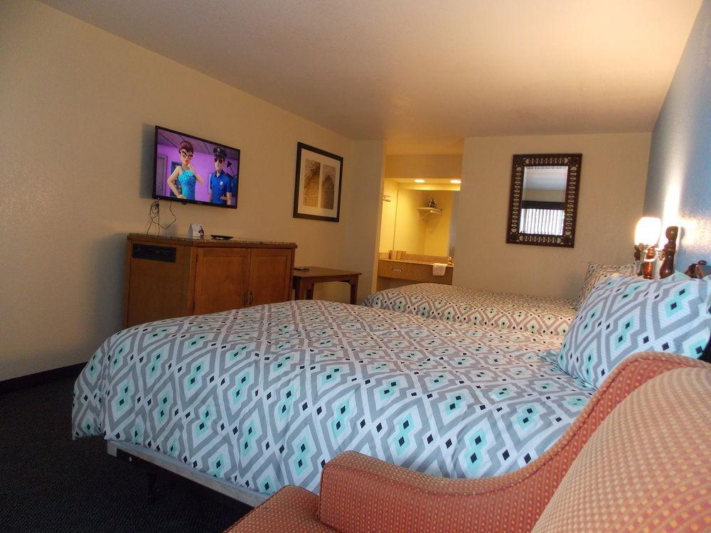 Econo Lodge Inn & Suites Downtown サンアントニオ エクステリア 写真