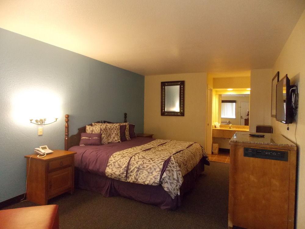Econo Lodge Inn & Suites Downtown サンアントニオ エクステリア 写真