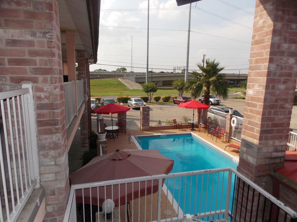 Econo Lodge Inn & Suites Downtown サンアントニオ エクステリア 写真