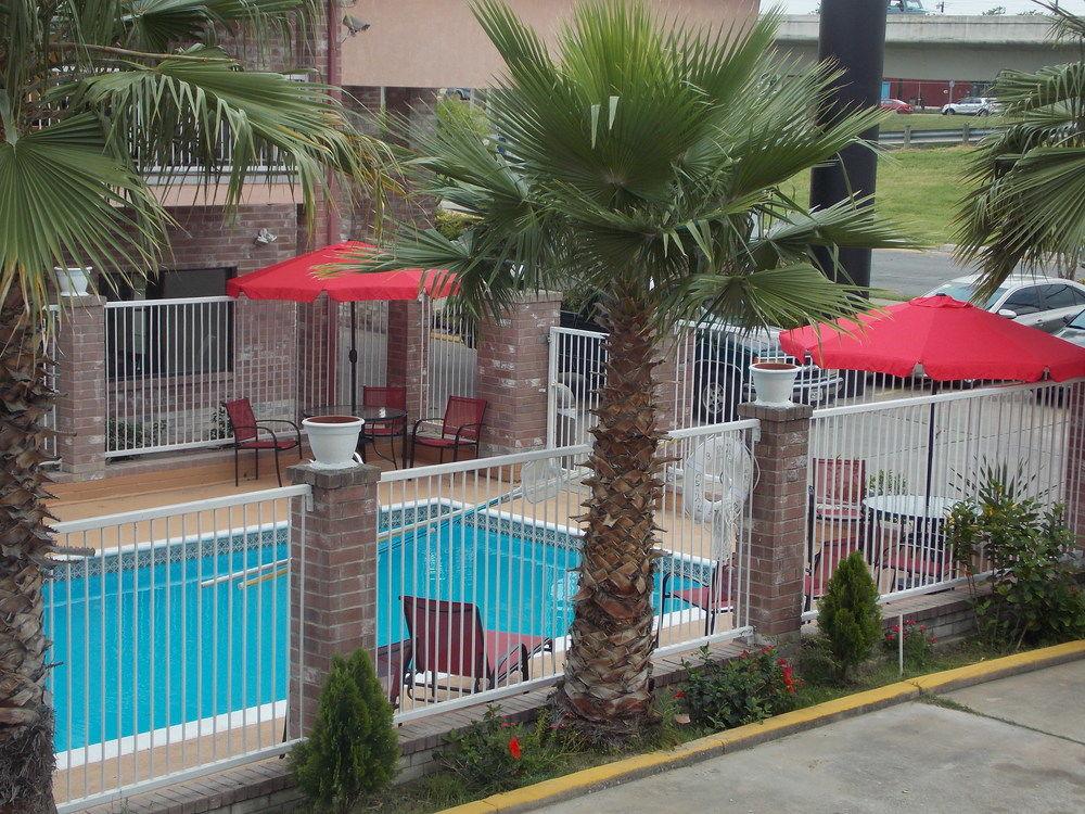 Econo Lodge Inn & Suites Downtown サンアントニオ エクステリア 写真