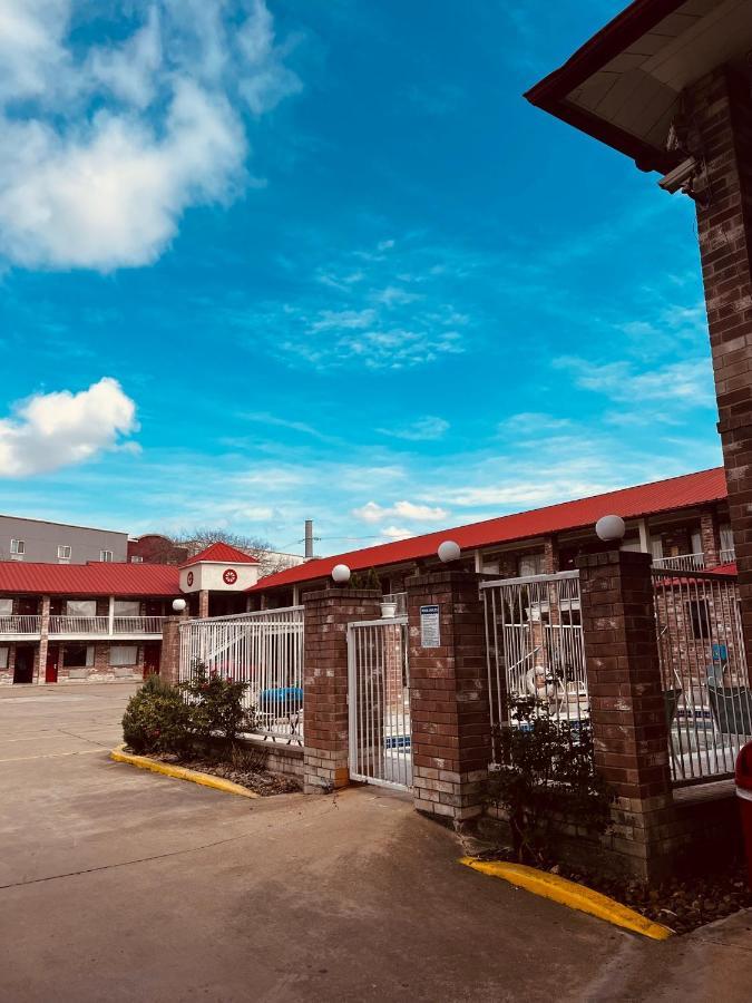 Econo Lodge Inn & Suites Downtown サンアントニオ エクステリア 写真